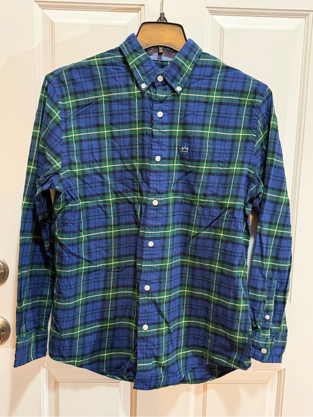 crown & ivy Blue and Green Plaid Button-Down Shirt